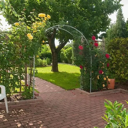Mit Garten- Grill Und Gemeinschaftspool By Interhome Casa vacanze *